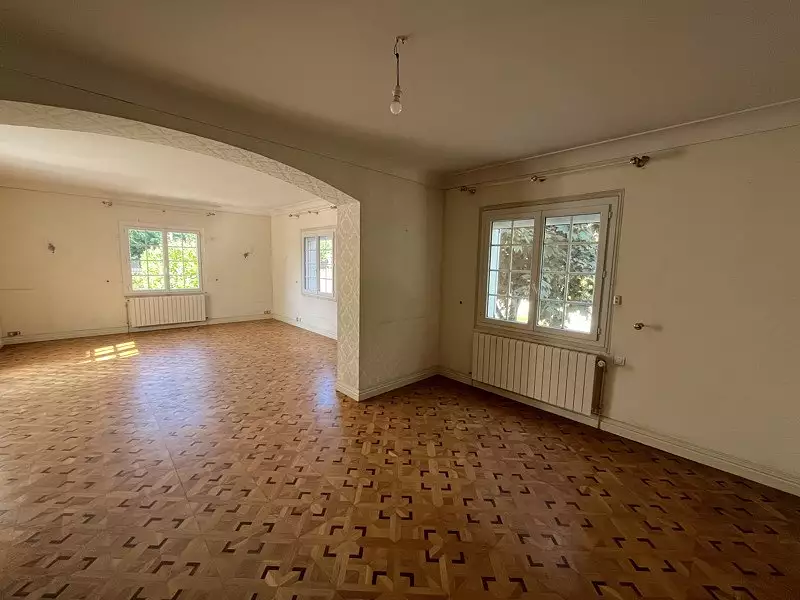 Maison, 208 m²