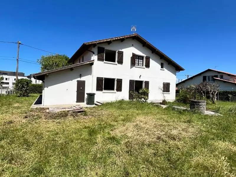 Maison, 162 m²