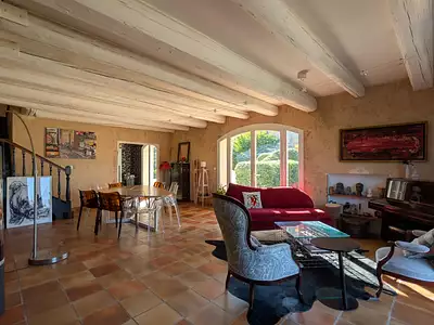 Maison, 151 m²