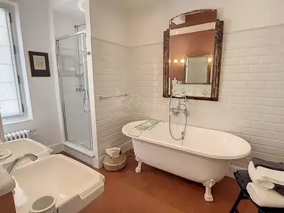 Maison, 346,73 m²