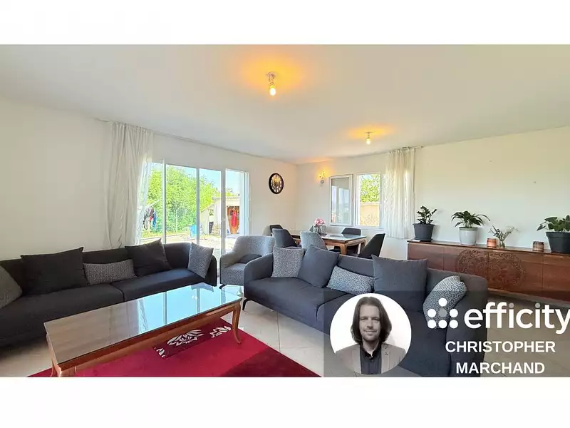 Maison, 210 m²