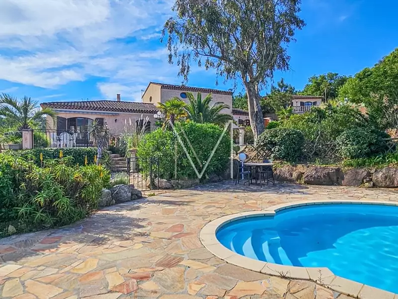Maison, 300 m²