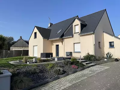 Maison, 166 m²