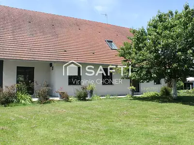 Maison, 256 m²