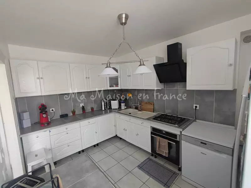 Maison, 166 m²