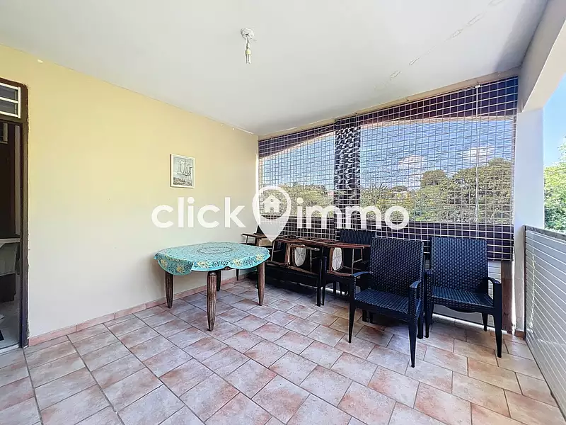 Maison, 180 m²