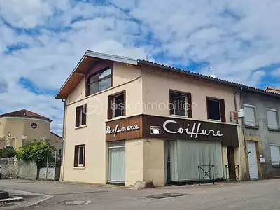Immeuble, 111 m²