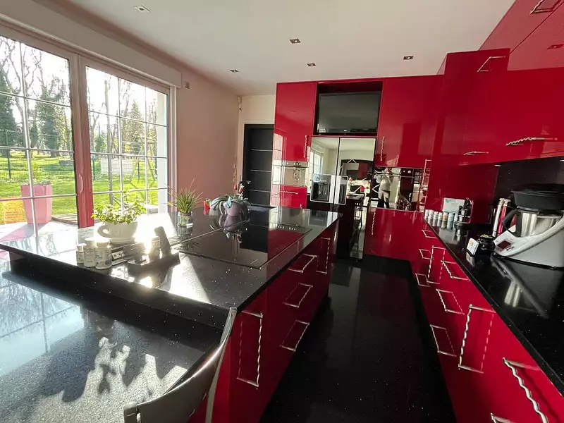 Maison, 340 m²