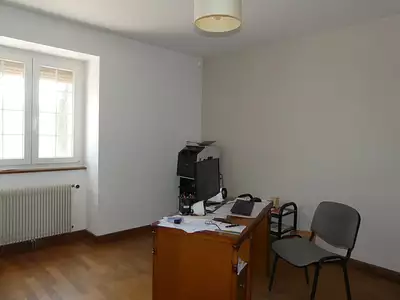 Maison, 240 m²
