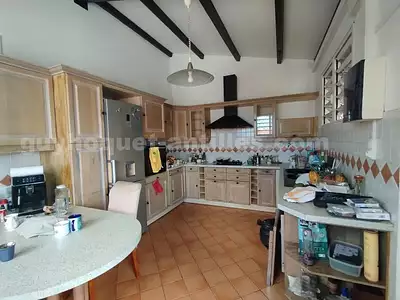Maison, 165 m²