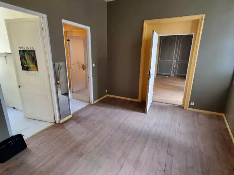 Immeuble, 180 m²