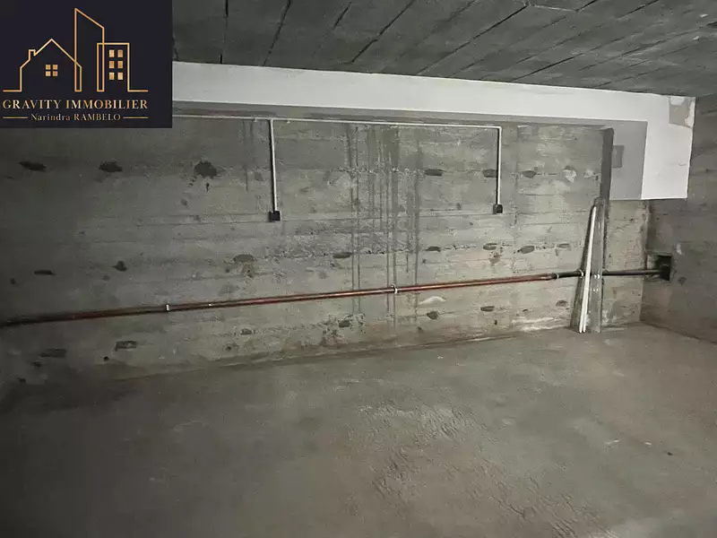 Divers, 30 m²