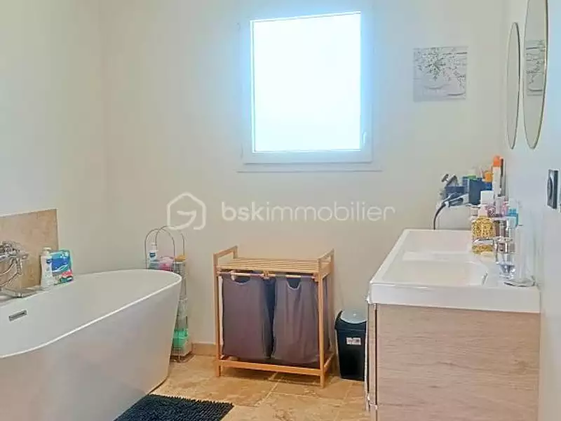 Maison, 87 m²