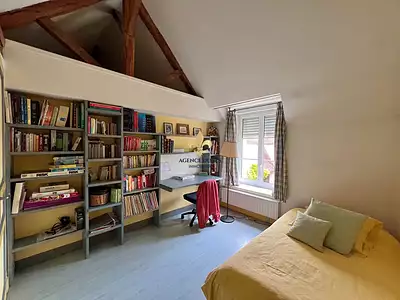 Maison, 275 m²