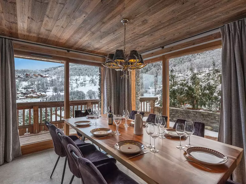 Maison, 248 m²