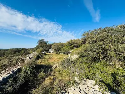 Terrain, 605 m²