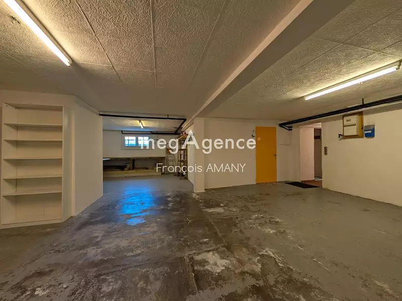 Maison, 350 m²