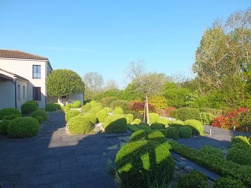 Maison, 730 m²
