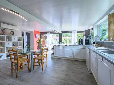 Maison, 170 m²