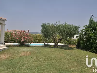 Maison, 161 m²