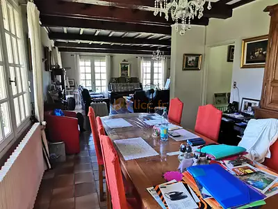 Maison, 235 m²