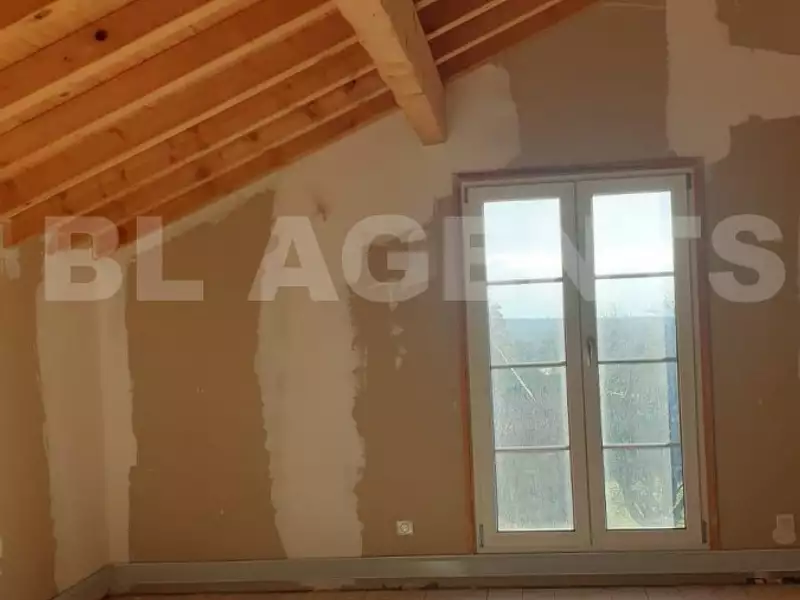 Maison, 175 m²