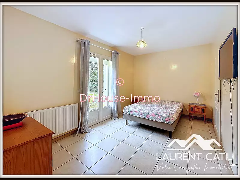 Maison, 168 m²