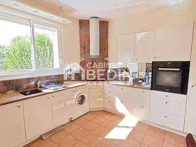 Maison, 141 m²