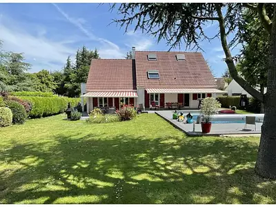 Maison, 210 m²