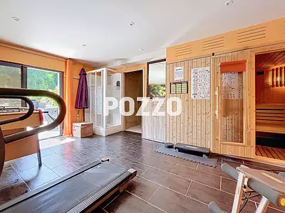 Maison, 285 m²
