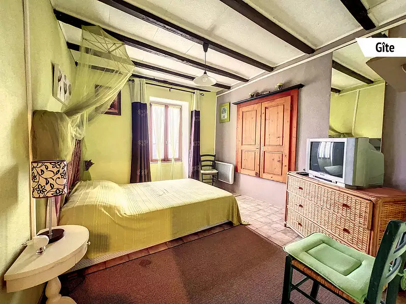 Maison, 250 m²