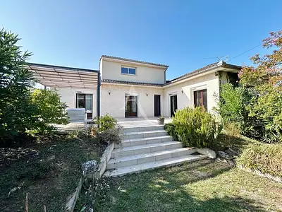 Maison, 197 m²