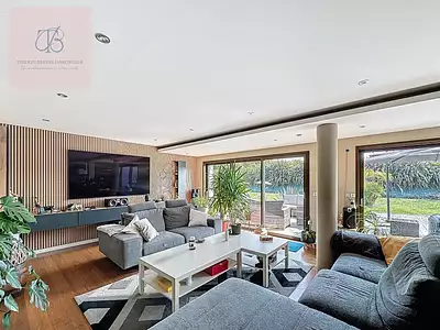 Maison, 213 m²