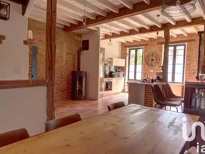 Maison, 167 m²