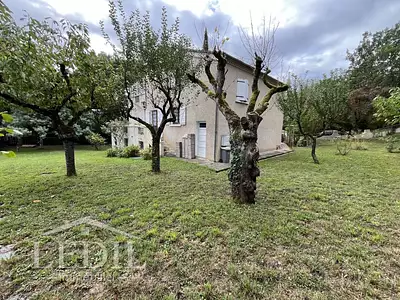 Maison, 205 m²