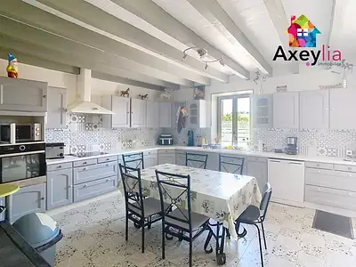 Maison, 257 m²