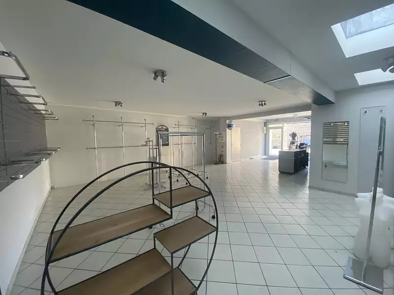 Divers, 100 m²