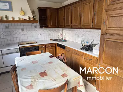 Maison, 195 m²