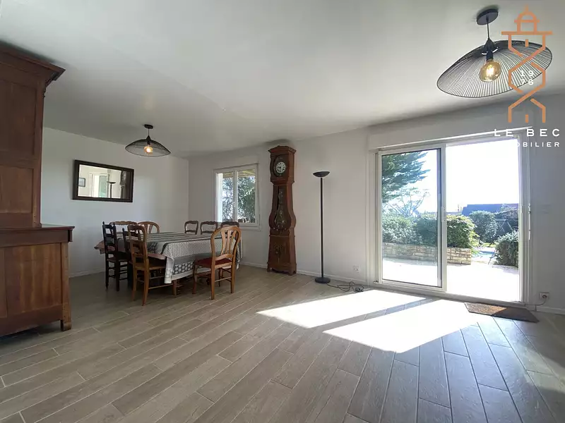 Maison, 168 m²