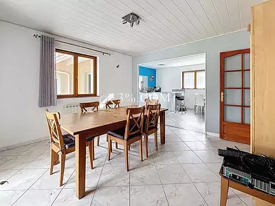 Maison, 268 m²