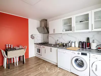 Maison, 282 m²