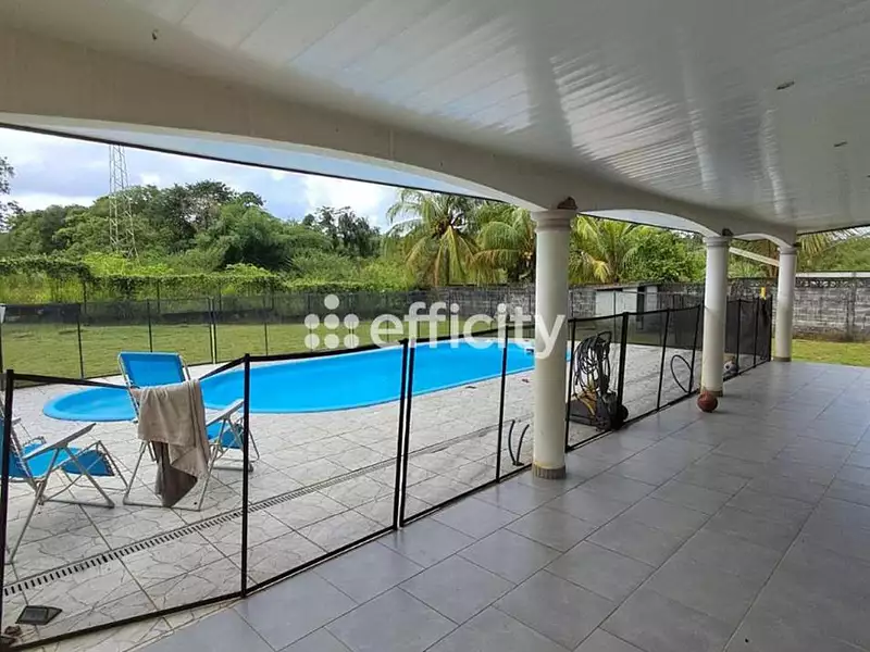 Maison, 170 m²