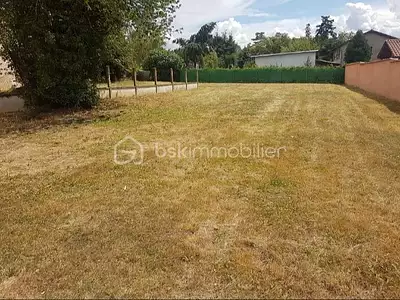 Terrain, 860 m²