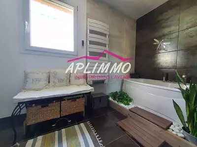 Maison, 168 m²
