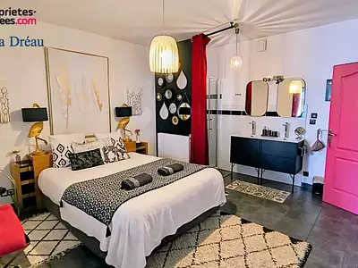 Maison, 250 m²