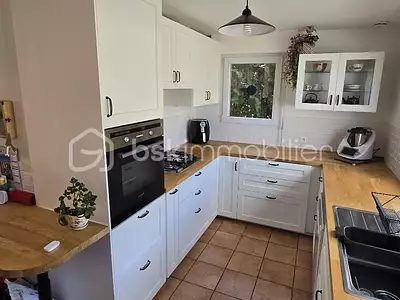 Maison, 280 m²