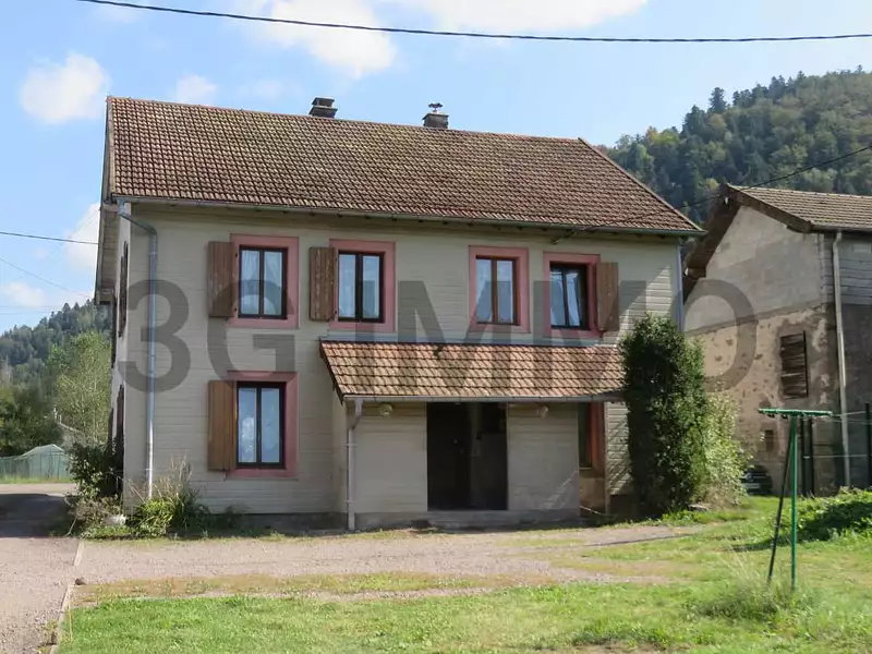 Maison, 166 m²