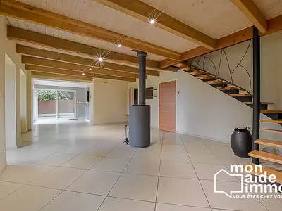 Maison, 215 m²