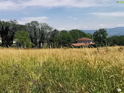 Terrain, 556 m²