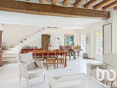 Maison, 238 m²